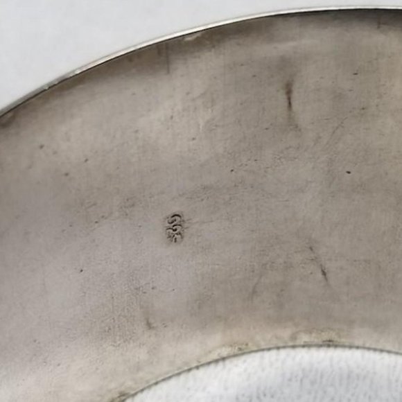 Vintage Sterling Silver 925 Onyx Embossed Cuff Bracelet with Gold Filled Decals - Picture 4 of 6